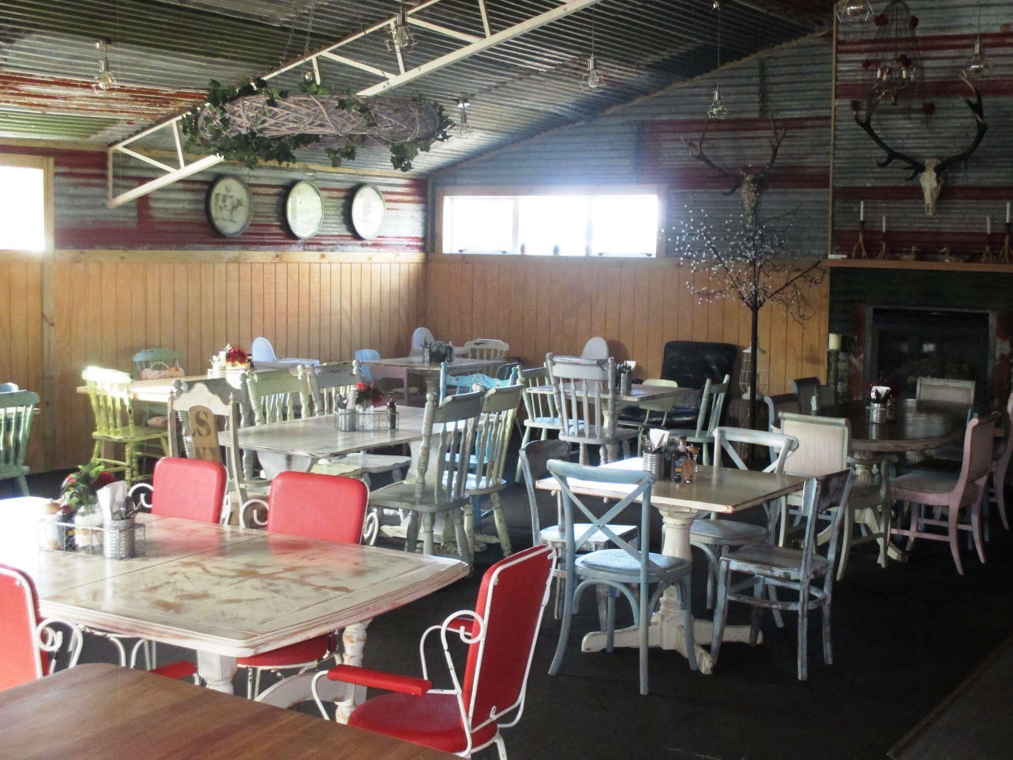 Fatowl Motel, Bar & Eatery Piopio Bagian luar foto